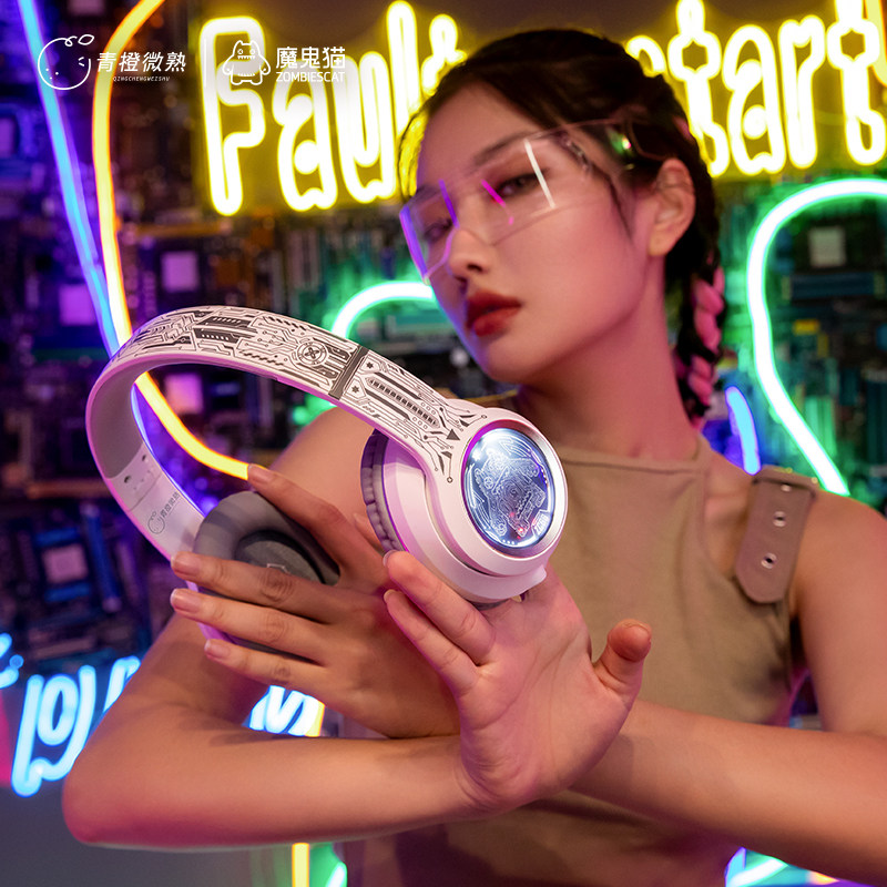 Zombies Cat Over-Ear Wireless  - Esports Gaming Phone review and price